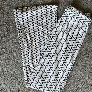 Wavy Black & White Shein Bell Bottom Knit Pants